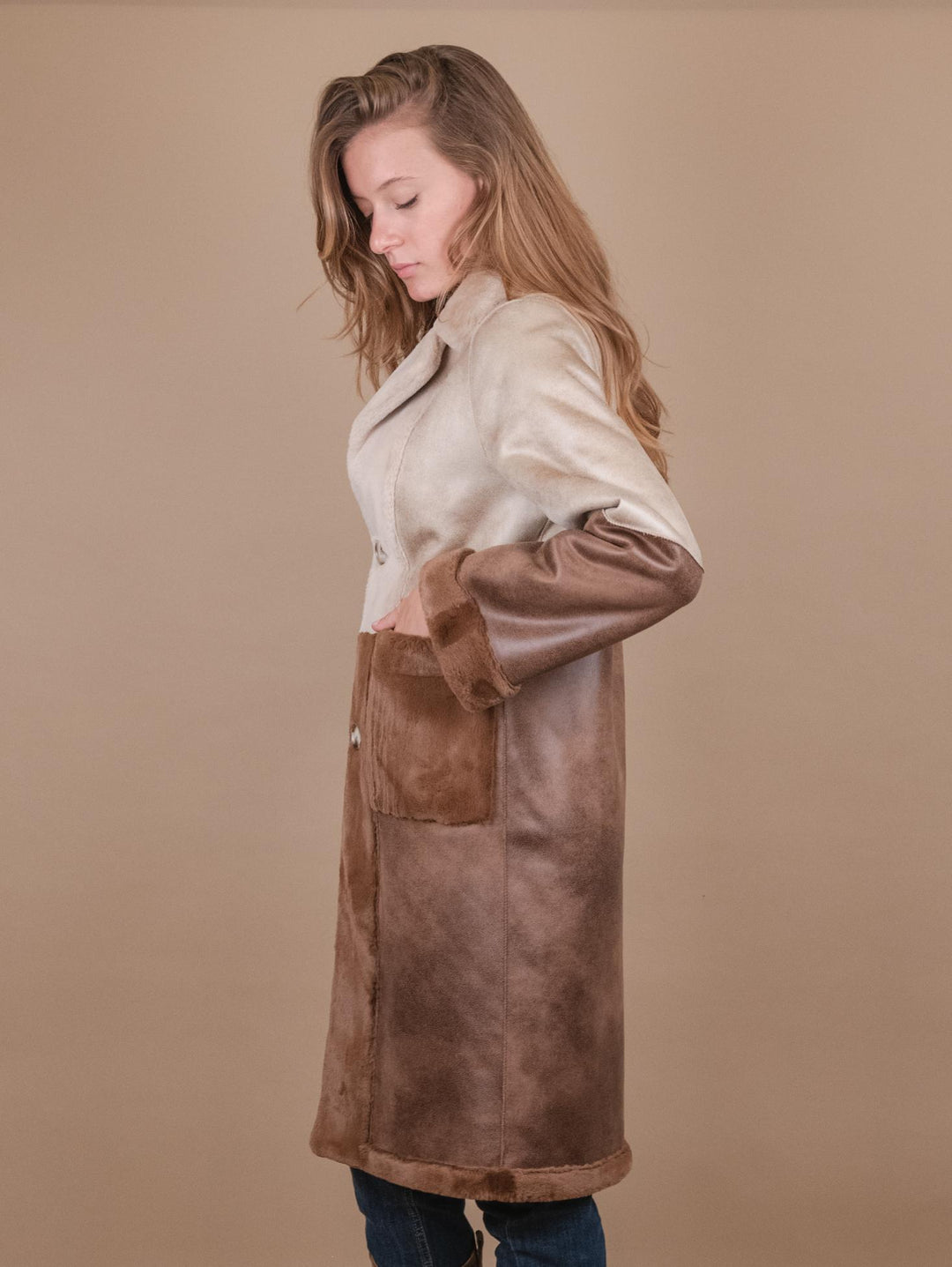 CAPPOTTO  IN ECO-MONTONE E ECO-PELLICCIA REVERSIBILE BICOLORE B500CAMO 043 ANDREA MORANDO 