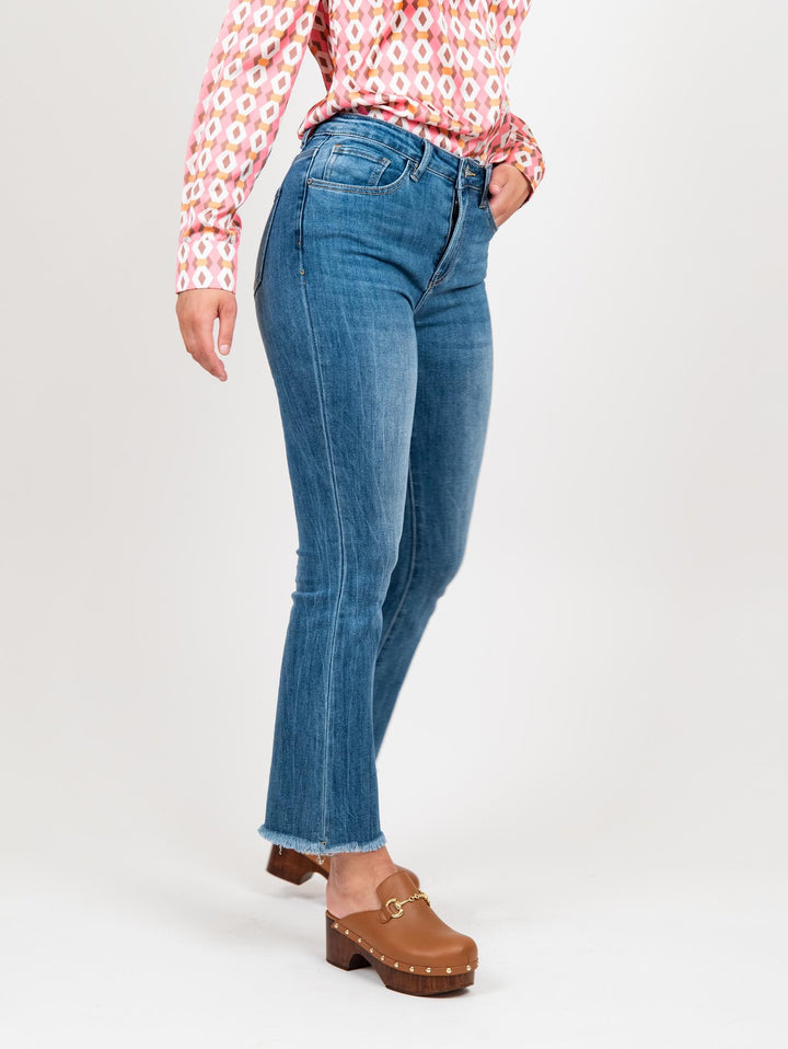 Jeans sfrangiato a trombetta denim medio 1356 DENIM MEDIO ANDREA MORANDO 