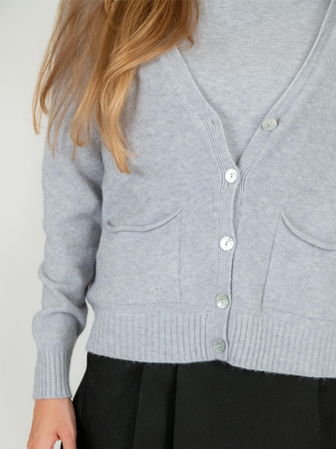 CARDIGAN CORTO IN MAGLIA GRIGIO PERLA 0270/143 0020 BIMOR 