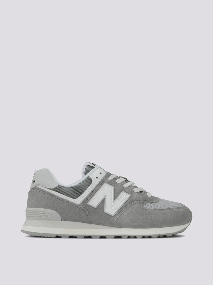 Sneaker 574 grigio e bianco U574FGR DATHLETIC GREY NEW BALANCE 