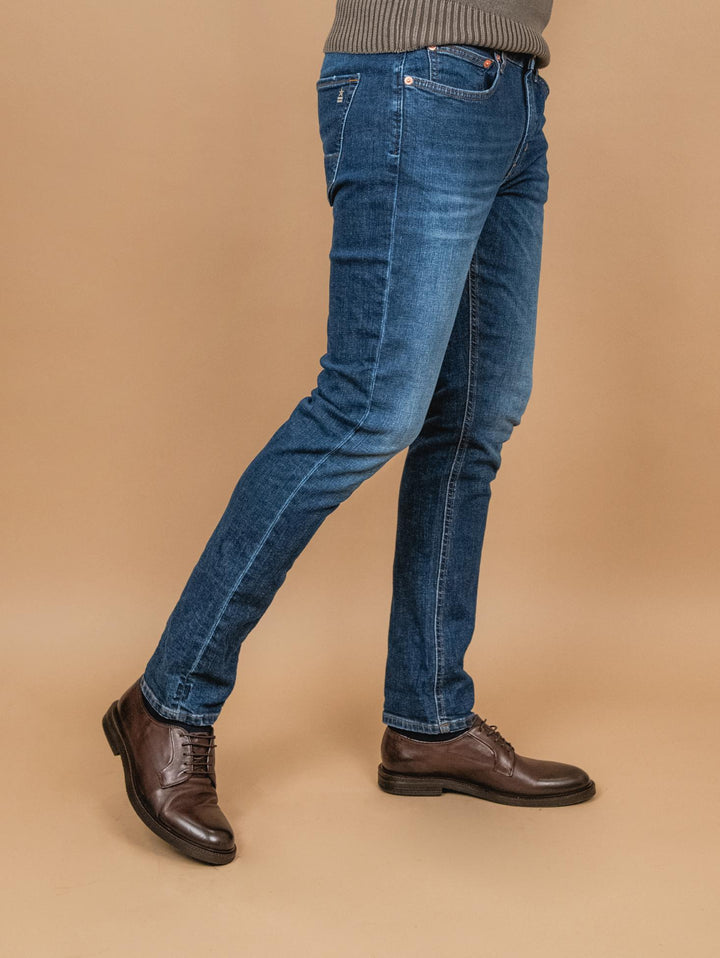JEANS 5 TASCHE IN DENIM SCURO REGULAR SLIM FIT BARNEY REGULAR B1 UNIFORM 