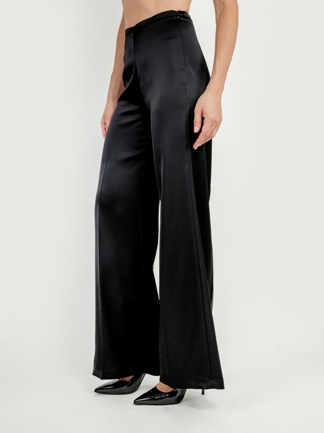 PANTALONE A PALAZZO IN RASO NERO 3935 99 ANDREA MORANDO 