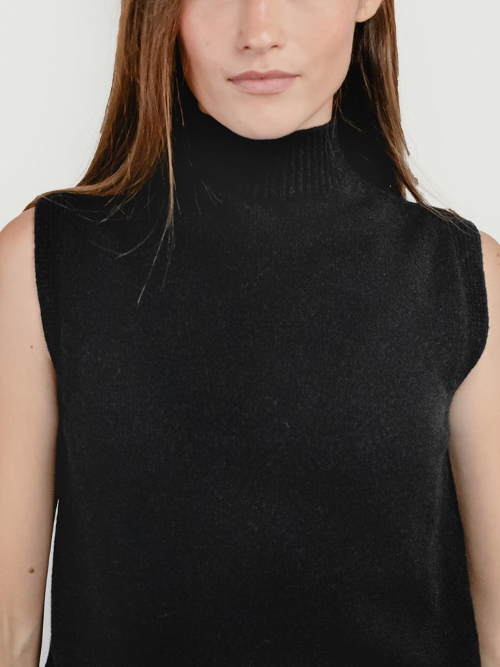 GILET LUPETTO NERO 0370236 0010 ANDREA MORANDO 