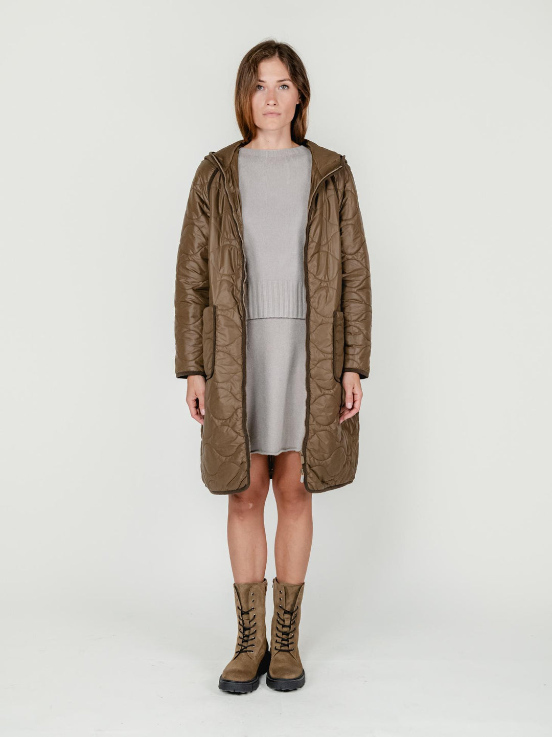 GIACCA A VENTO LUNGA IN NYLON KHAKI 565NIGO421 62 ANDREA MORANDO 