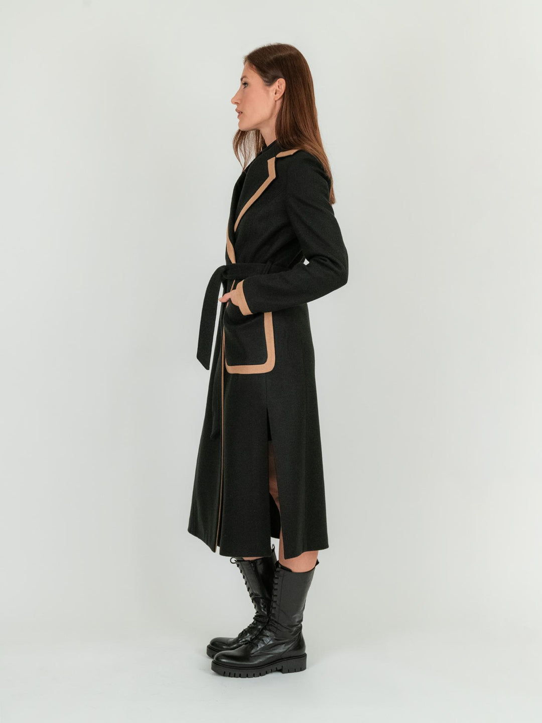 CAPPOTTO NERO CON PROFILI CAMMELLO 9775RO NERO/CAMMELLO ANDREA MORANDO 