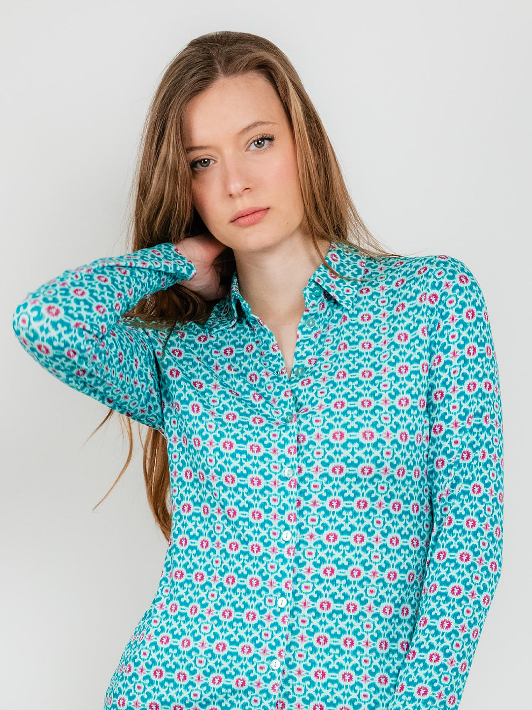 Camicia turchese con fantasia multicolor