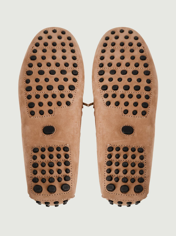 MOCASSINO CON GOMMINI IN CAMOSCIO BEIGE