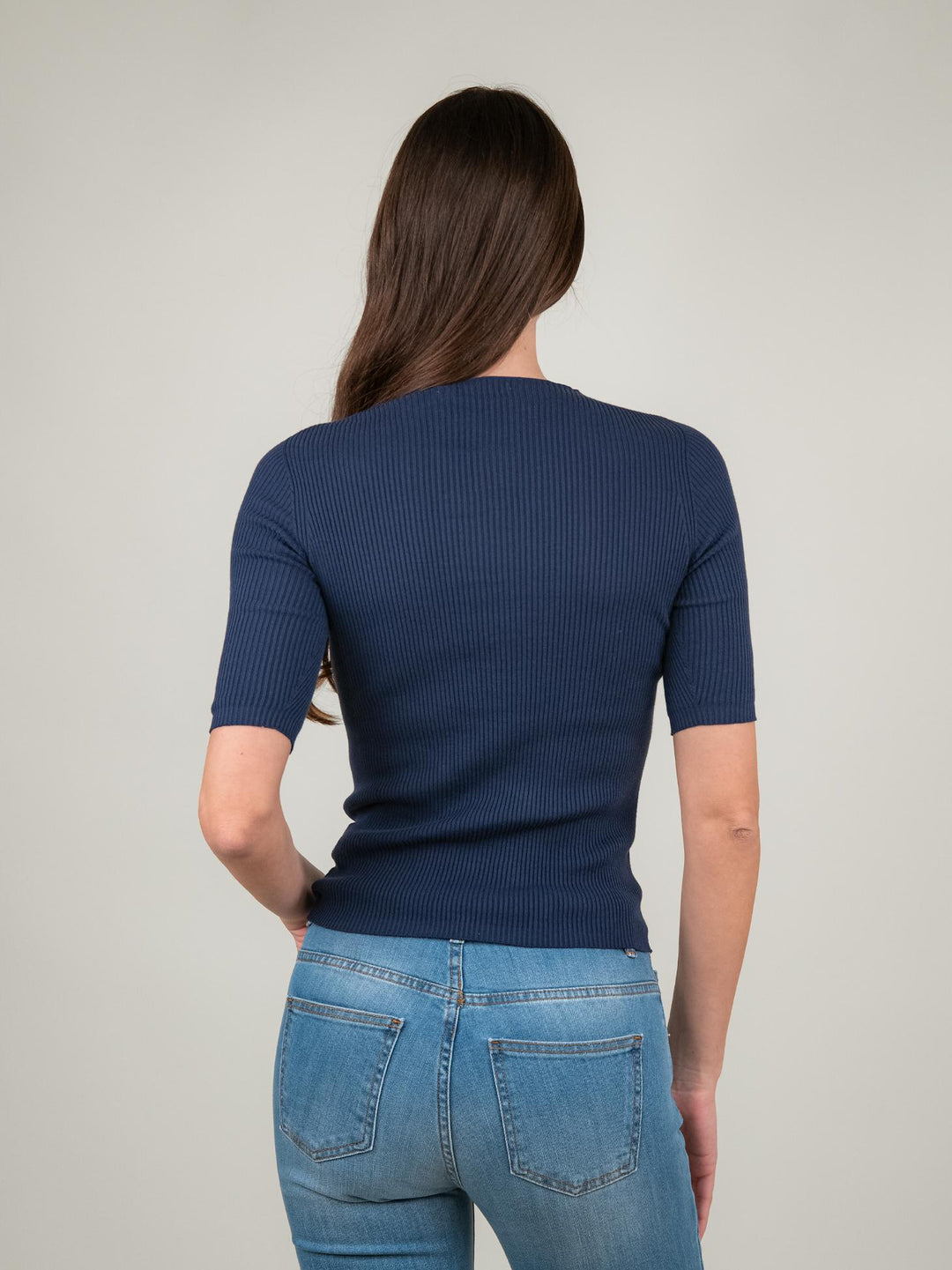 MAGLIA A COSTINE BLU SCOLLO A V 3922 BLU ANDREA MORANDO 