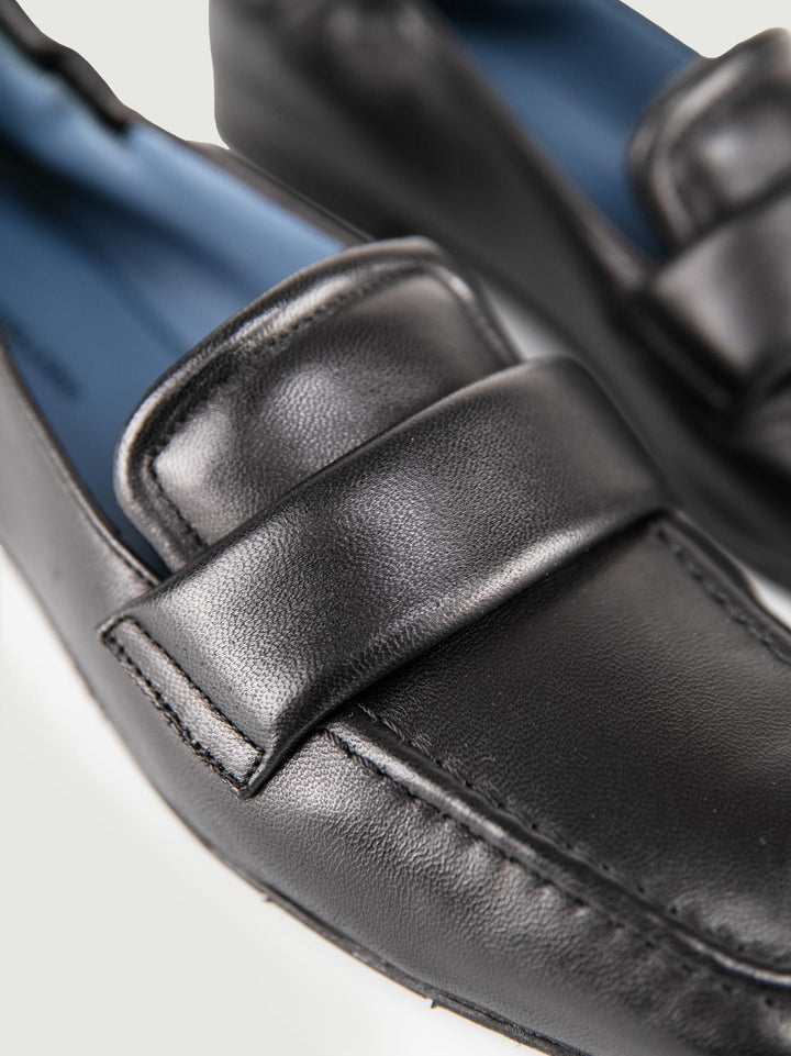 MOCASSINO IN NAPPA NERA SR2323 1 ANDREA MORANDO 