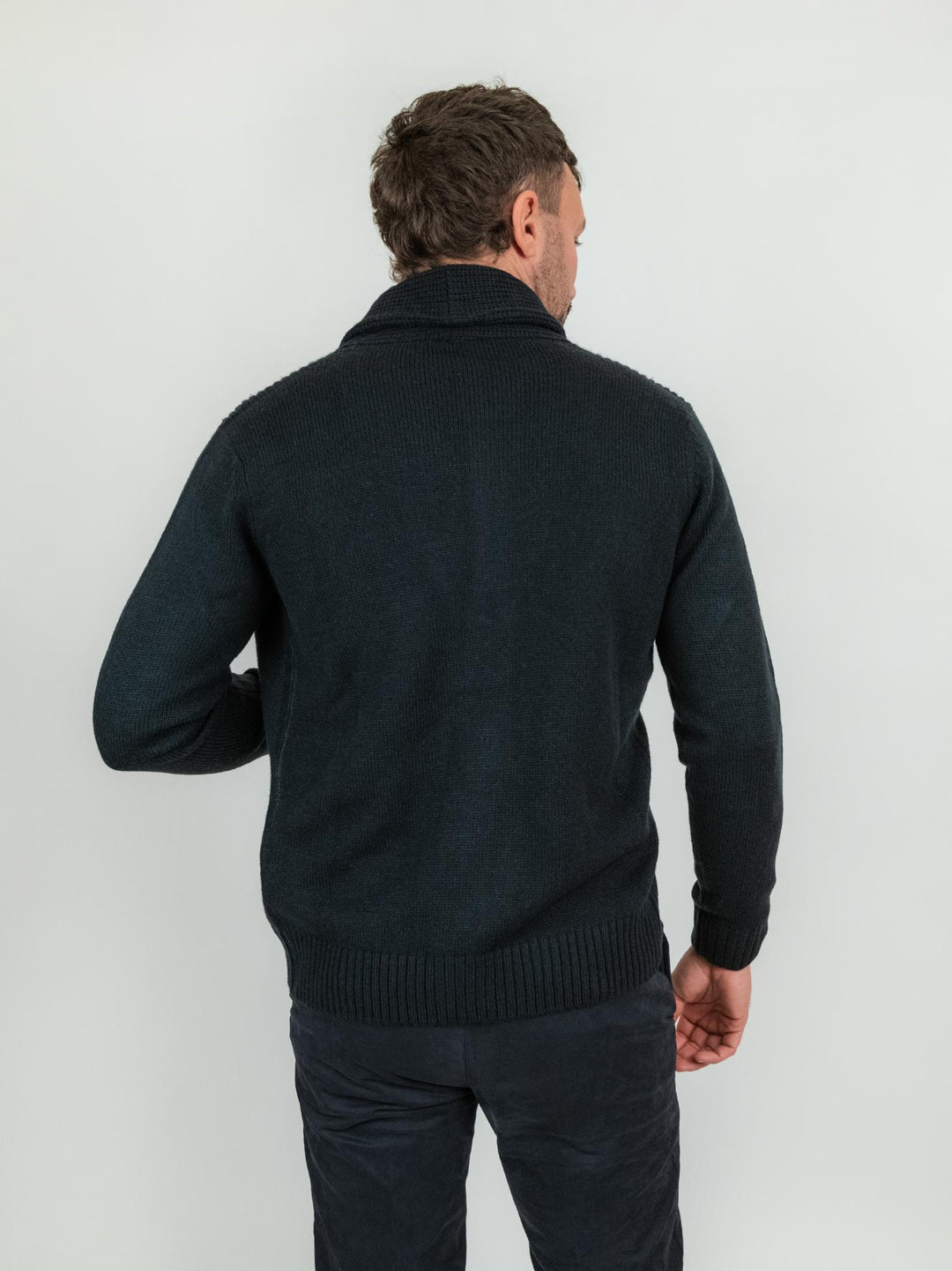 Cardigan blu in misto lana con collo a scialle 1327224 283 ANDREA MORANDO 