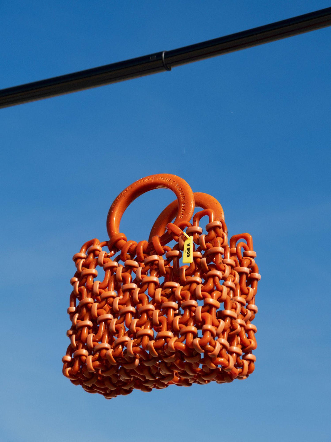BORSA CON MANICI IN RESINA ARANCIONE "DOLL" DOLL MATTONE BIMOR 
