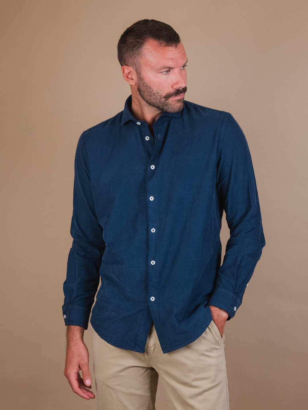 CAMICIA IN VELLUTO A COSTINE BLU<BR/> BU24W09CAVLVPFD 215 ANDREA MORANDO 