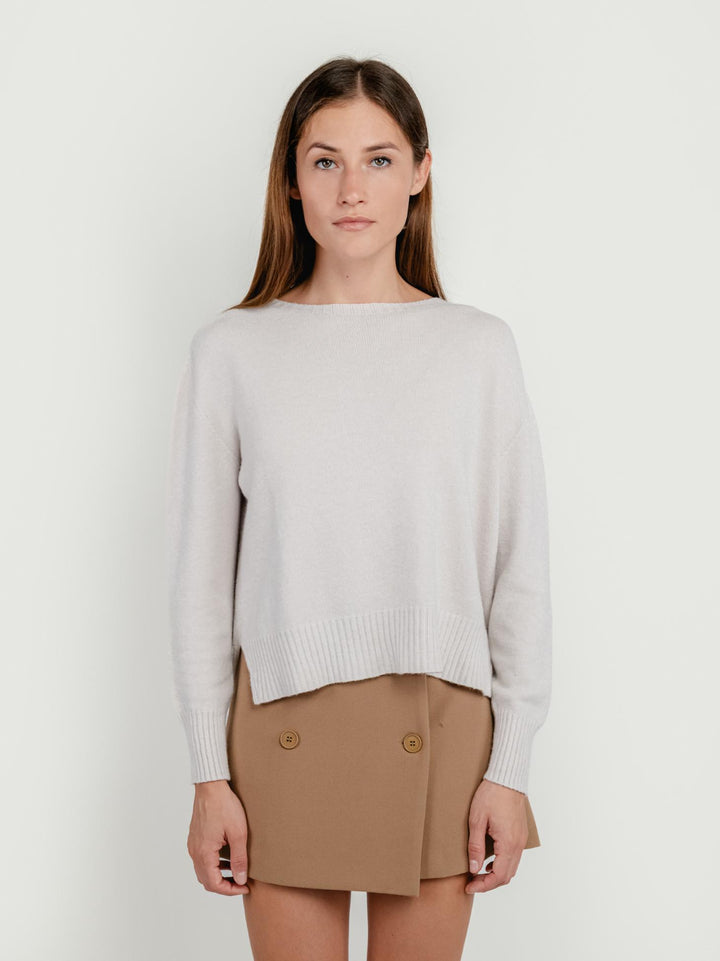 MAGLIA GIROCOLLO CON FONDO ASIMMETRICO PANNA 037050 0080 BIMOR 