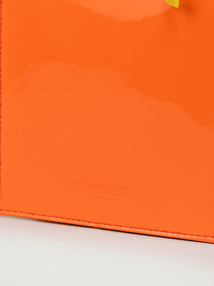 BORSA BABY IN PELLE VERNICE ARANCIO