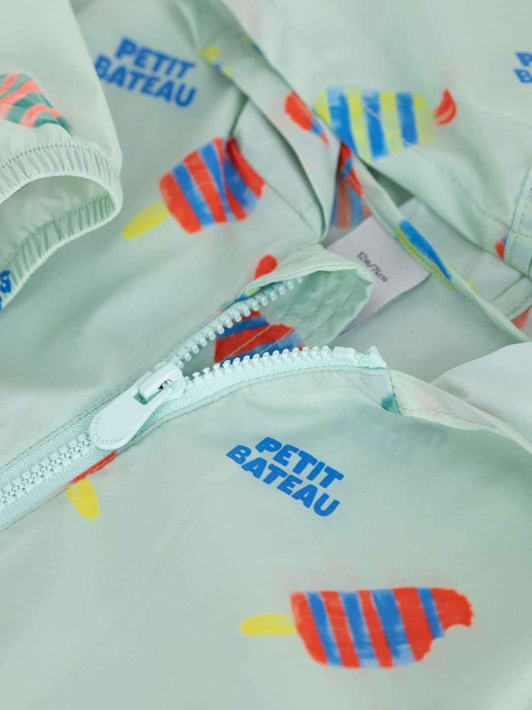Giacca a vento anti-UV con stampa gelati A0F5C 02 PETIT BATEAU 