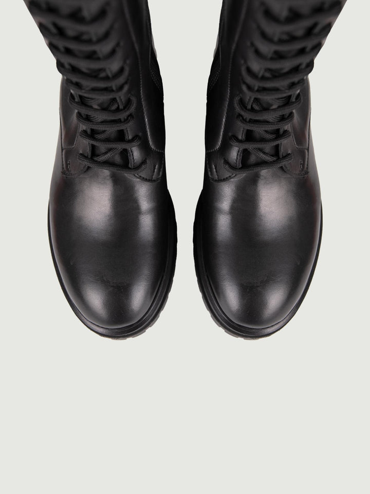 ANFIBIO ALTO IN PELLE NERA CON ZIP