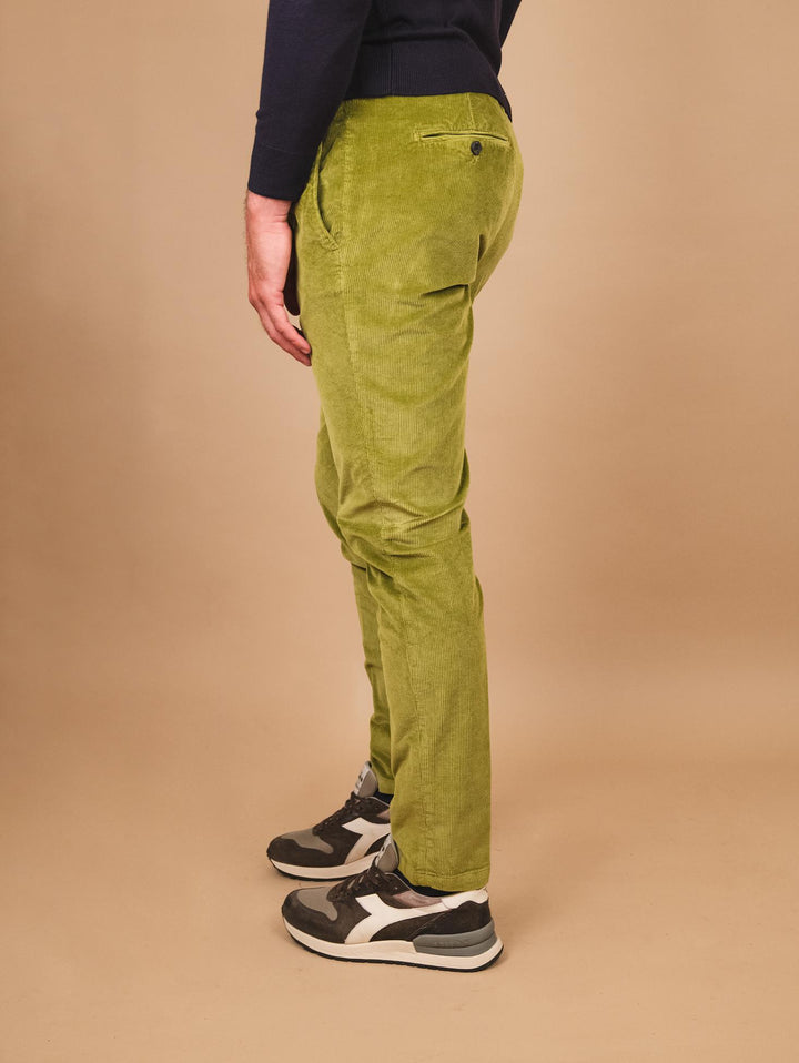 PANTALONE IN VELLUTO VERDE PISTACCHIO CON TASCA A FILO T502/THI 626 NOLAB 