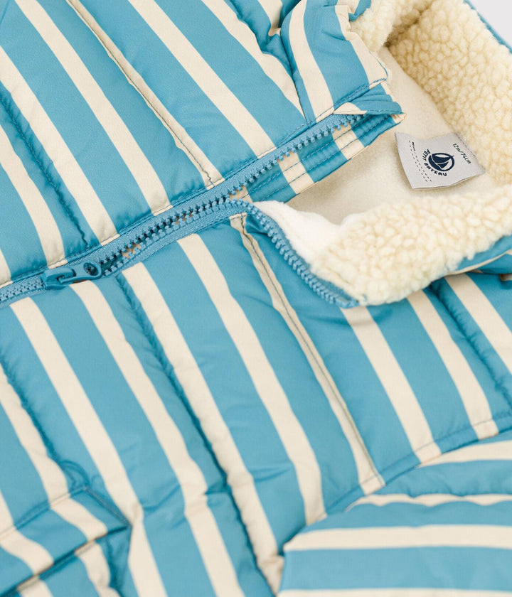 PIUMINO A RIGHE CON CAPPUCCIO RIPIEGABILE A08AV 05 PETIT BATEAU 