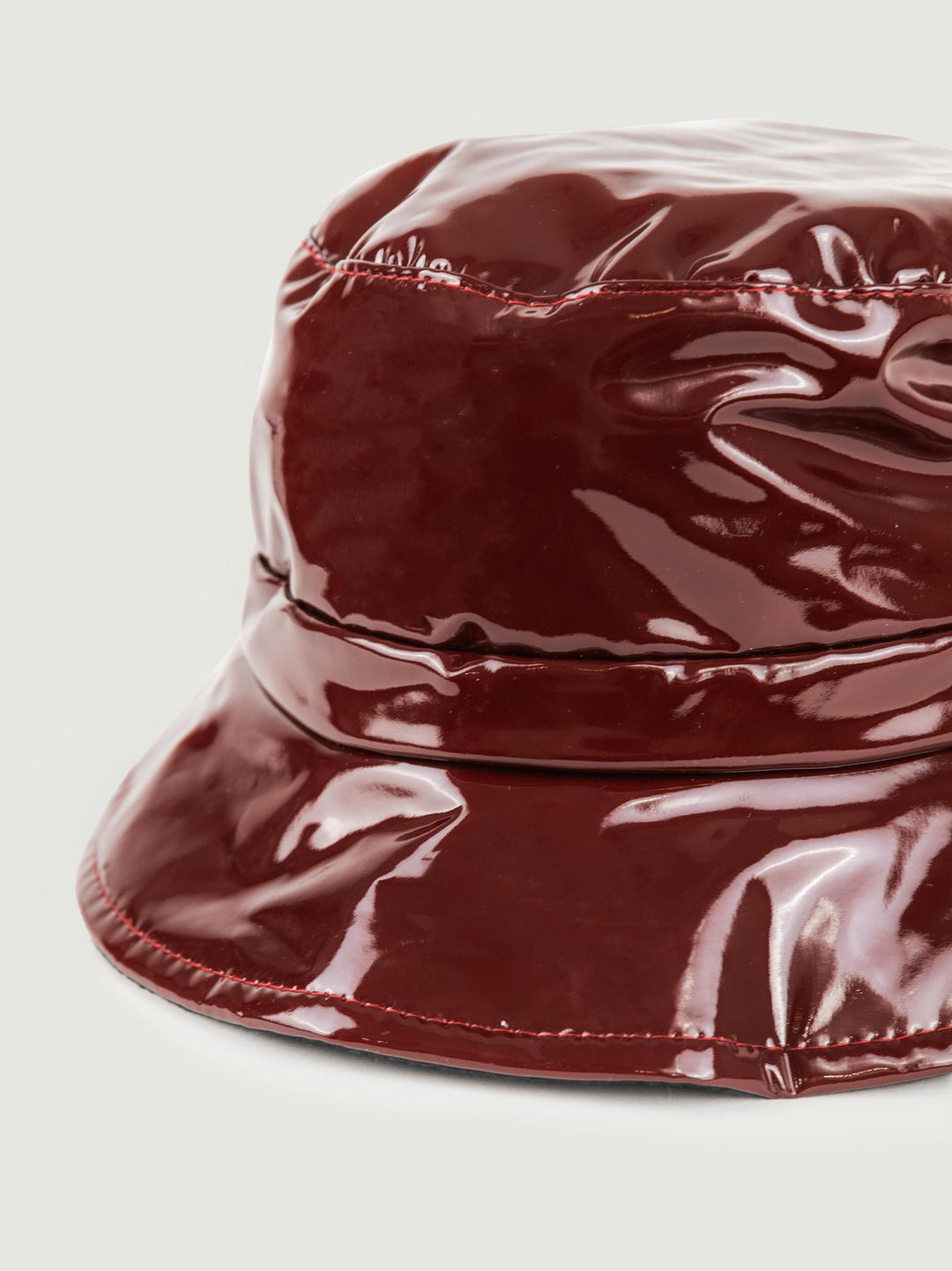 CAPPELLO BUKET DA PIOGGIA IN VERNICE BORDEAUX CP3919 BORDEAUX ANDREA MORANDO 