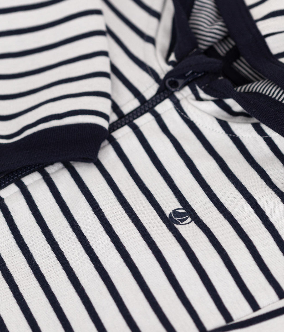 FELPA MARINIERE CON CAPPUCCIO BEBÈ A0A23 01 PETIT BATEAU 