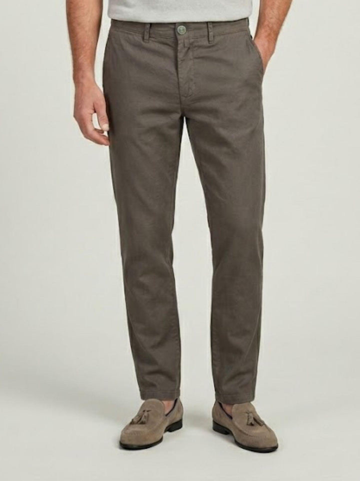 Pantalone chino in cotone taupe con bottone gioiello P-KAP 146 ANDREA MORANDO 