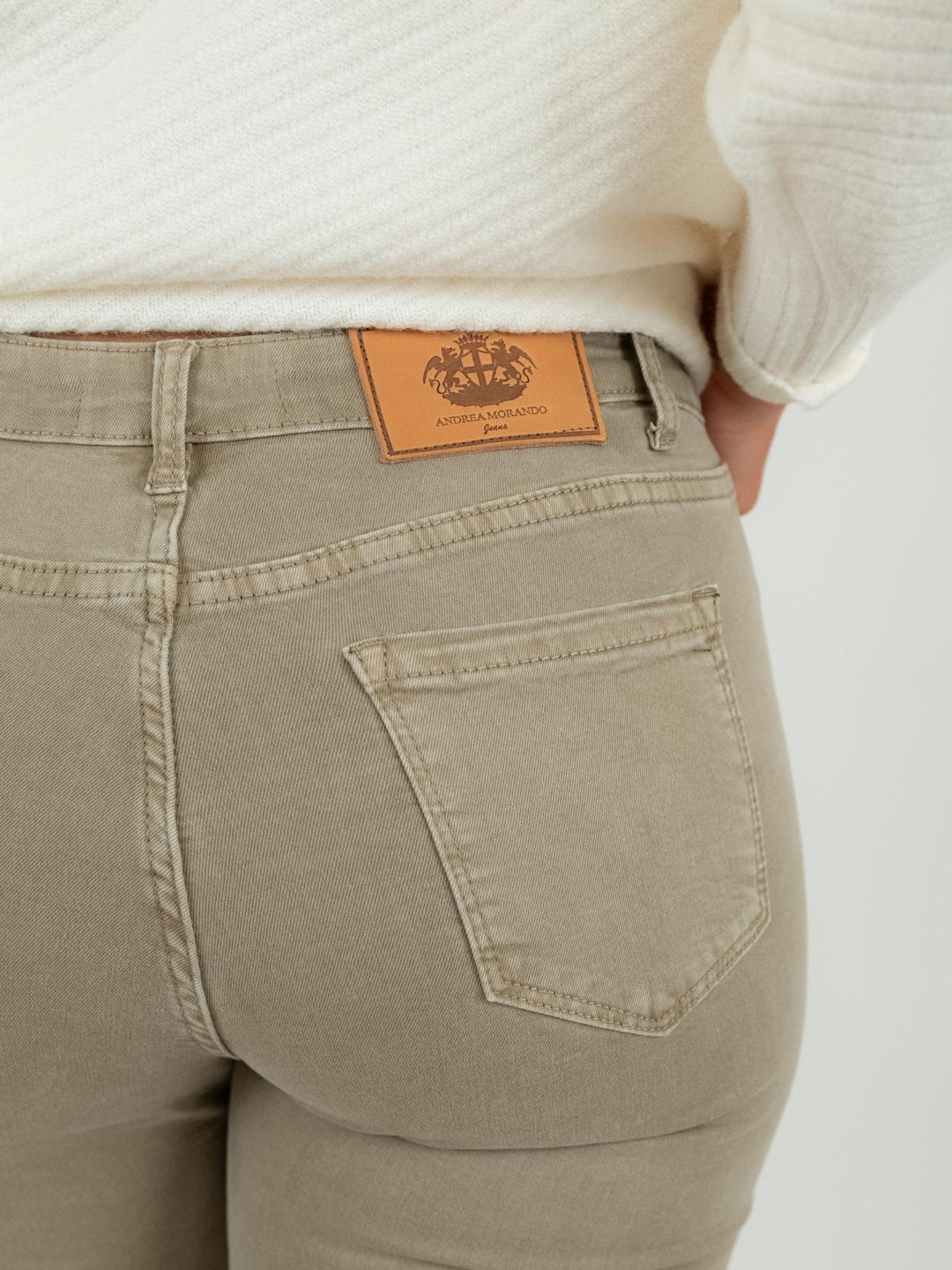 PANTALONE 5 TASCHE SFRANGIATO TORTORA 6826/26/ TORTORA ANDREA MORANDO 