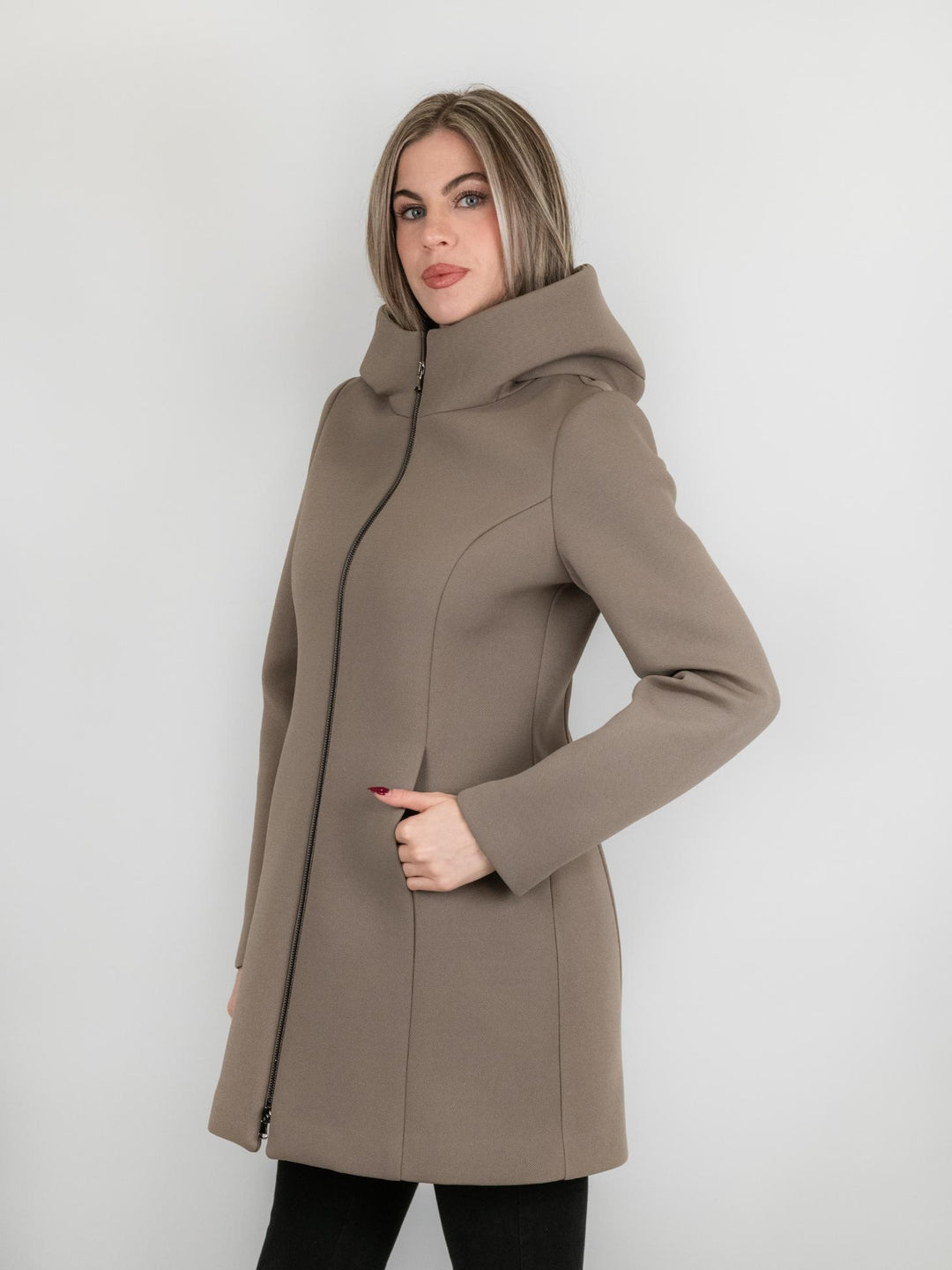 CAPPOTTINO TECNICO FANGO CON CAPPUCCIO 97821LO 22 ANDREA MORANDO 