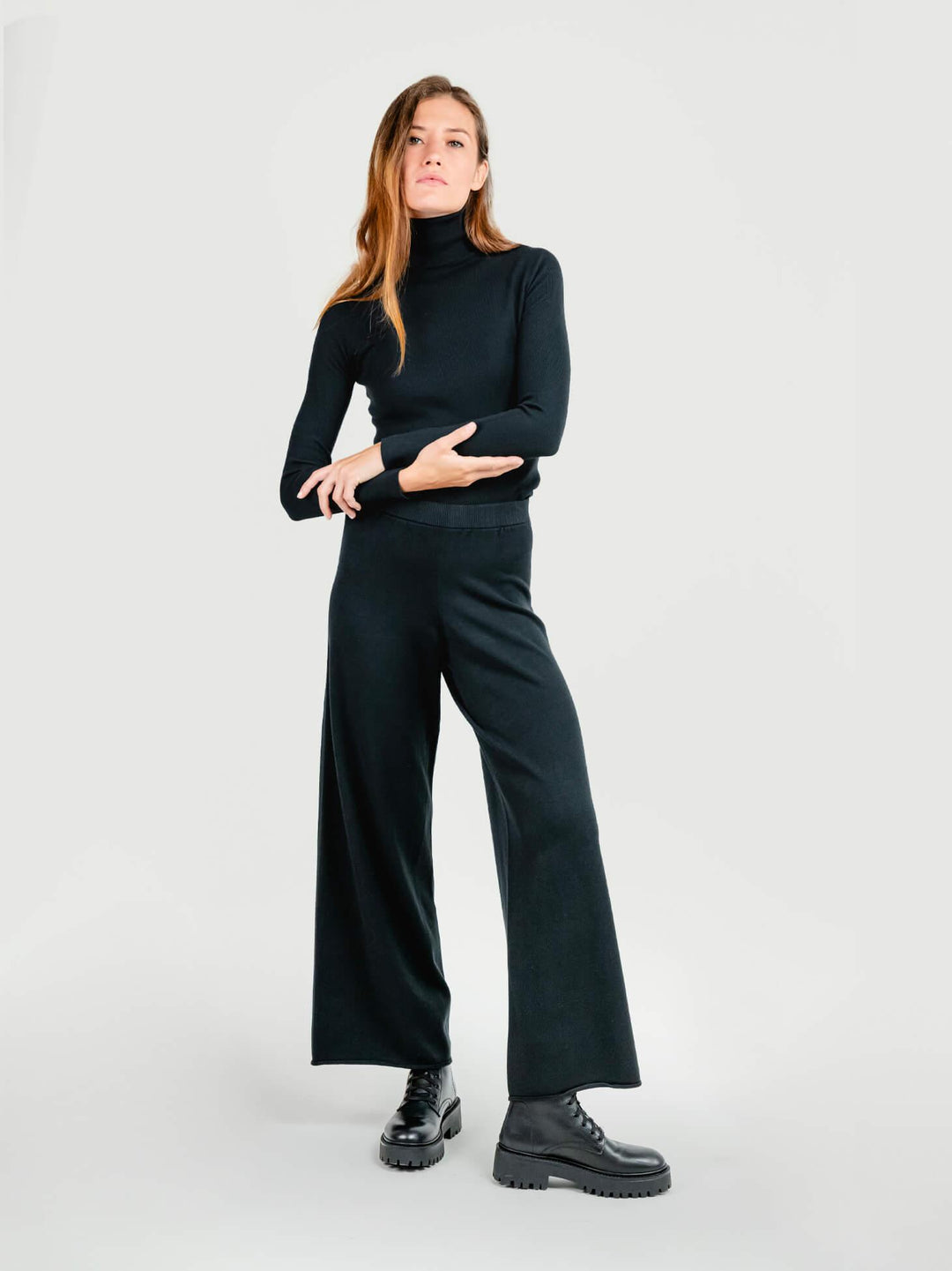 PANTALONE A PALAZZO IN MAGLIA NERO 7115 NERO ANDREA MORANDO 