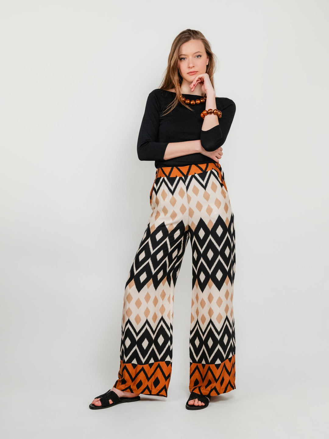 PANTALONE A PALAZZO IN RASO CON FANTASIA