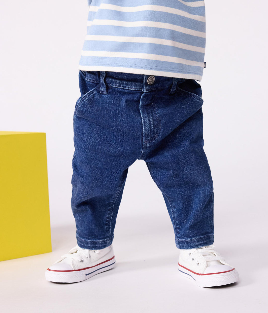 Pantaloni in denim neonato A0EDO 01 PETIT BATEAU 