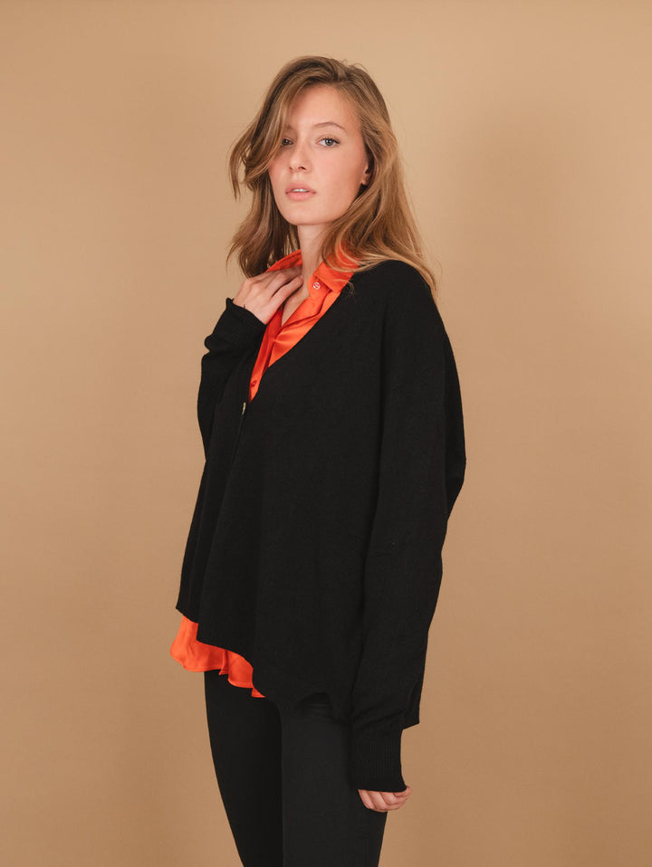 CARDIGAN OVER CON BOTTONI IN MADREPERLA NERO 0220/31 010 BIMOR 