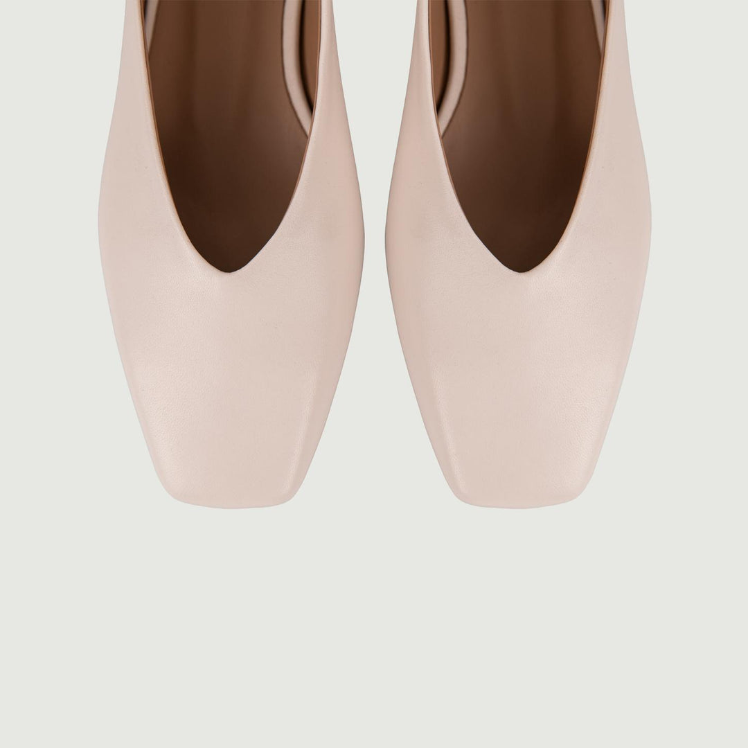Ballerina in pelle color cipria con punta squadrata DARIA21 BURRO ANDREA MORANDO 