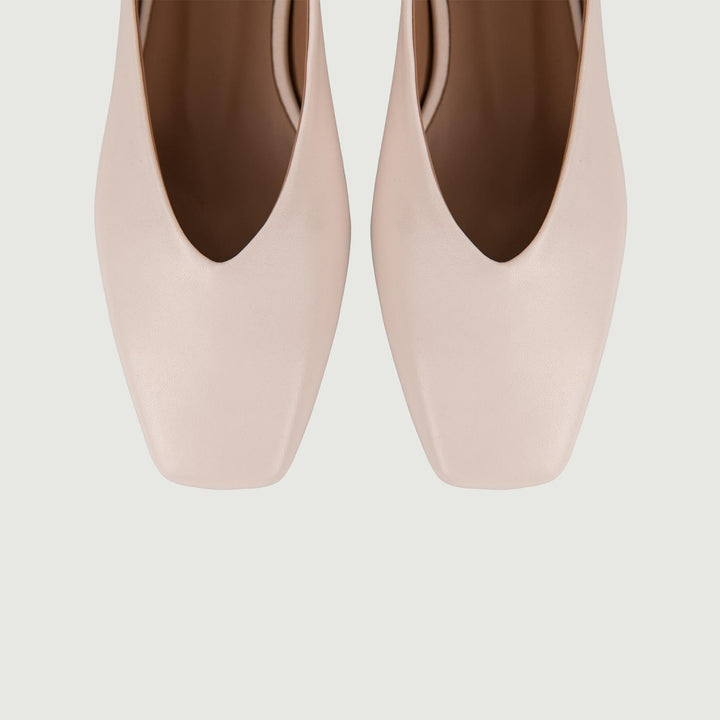 Ballerina in pelle color cipria con punta squadrata DARIA21 BURRO ANDREA MORANDO 