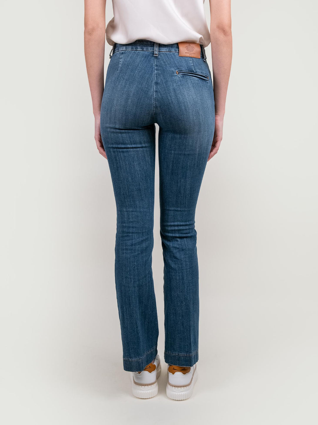 JEANS A ZAMPA CON TASCA A FILO IN DENIM SCURO 8748CAR CRE ANDREA MORANDO 