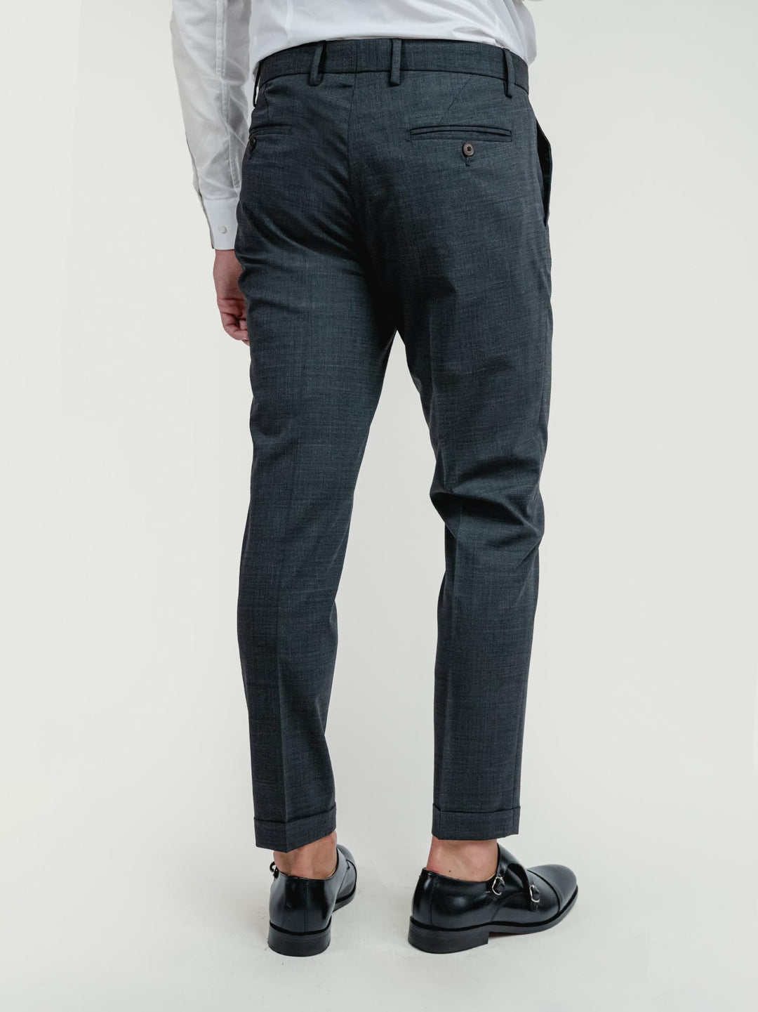 PANTALONE CLASSICO IN FRESCO LANA GRIGIO ANTRACITE P004 510 ANDREA MORANDO 