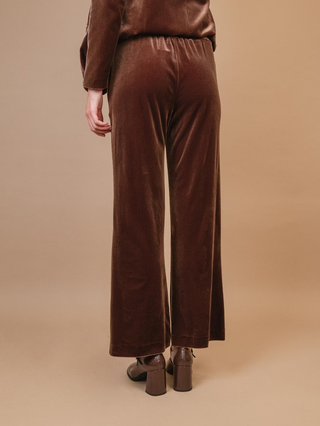 PANTALONE A PALAZZO IN VELLUTO MARRONE 2228/2894 75 ANDREA MORANDO 