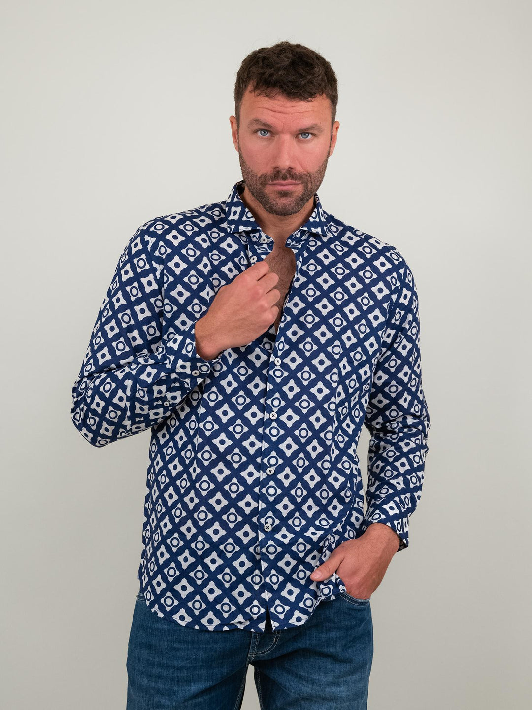 CAMICIA IN LINO FANTASIA GEOMETRICA BLU BU24S02CAFIOLIN492 200 ANDREA MORANDO 