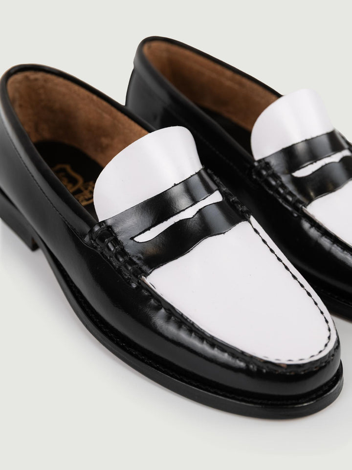 Mocassino penny in pelle nero e bianco