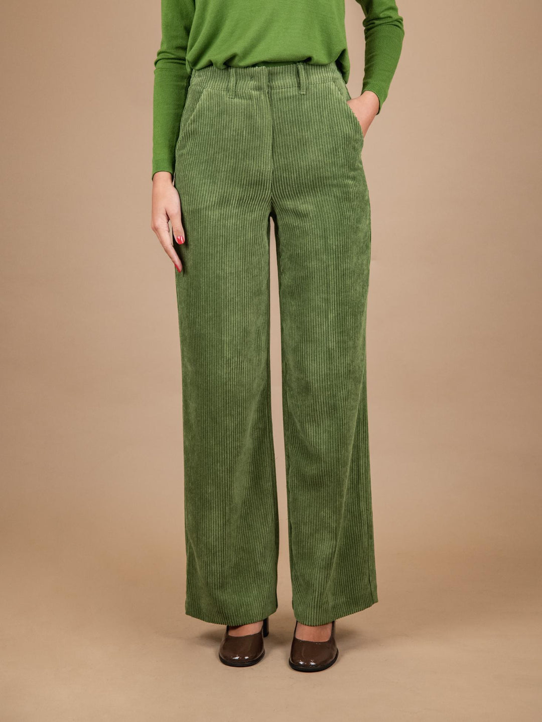 PANTALONE A PALAZZO IN VELLUTO A COSTE VERDE ACIDO P3037 VERDE ANDREA MORANDO 