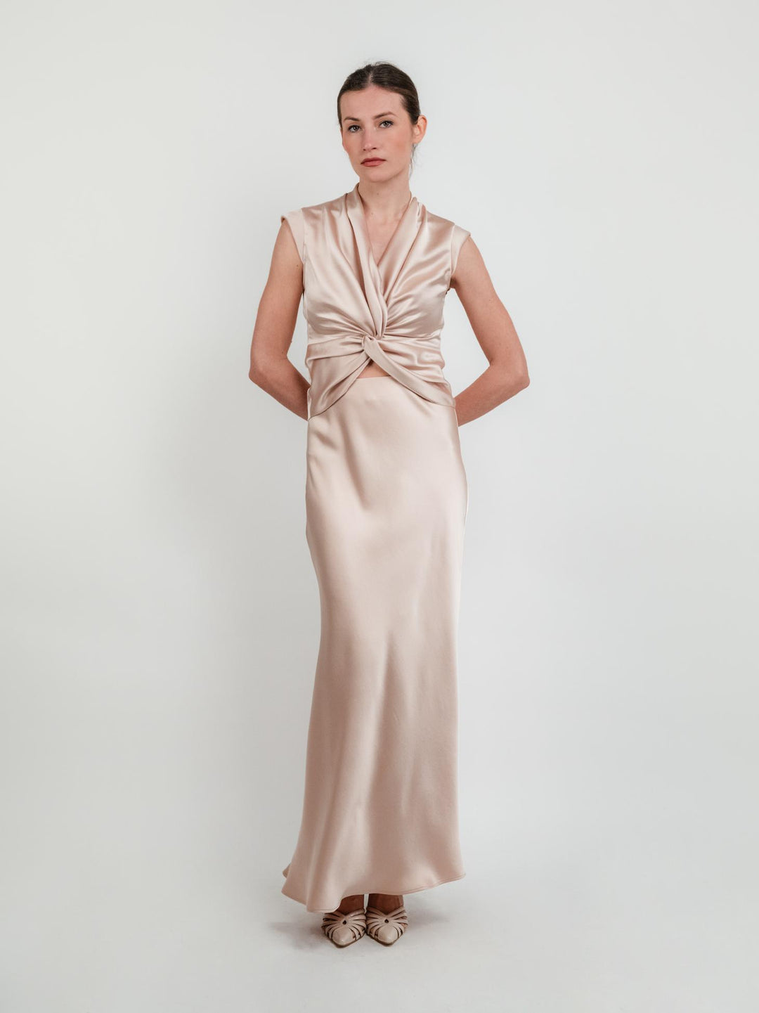 BLUSA SMANICATA CHAMPAGNE CON NODO