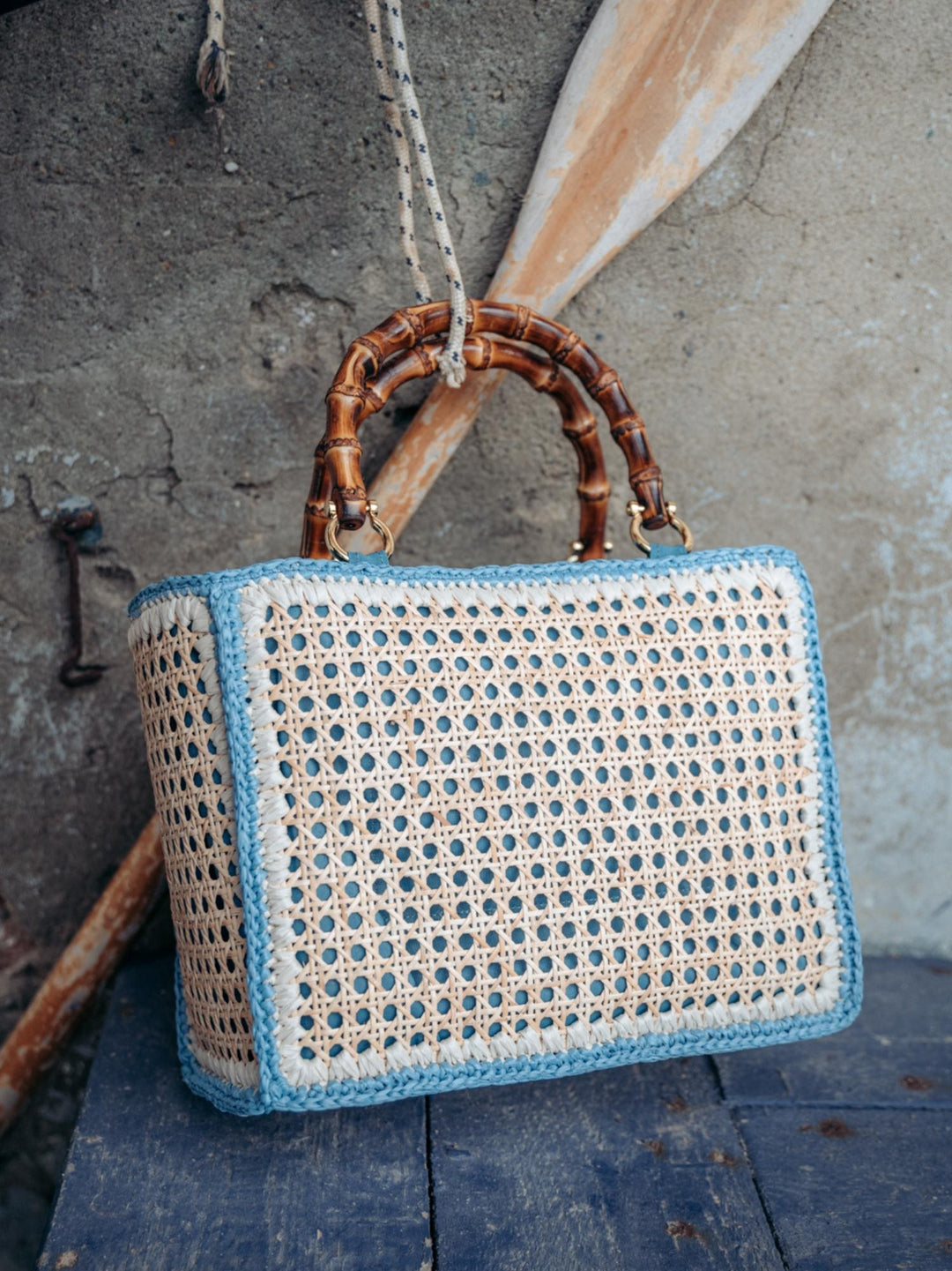 SHOPPER IN RAFIA NATURALE AZZURRA 4768 AZZURRO CATERINA BERTINI 