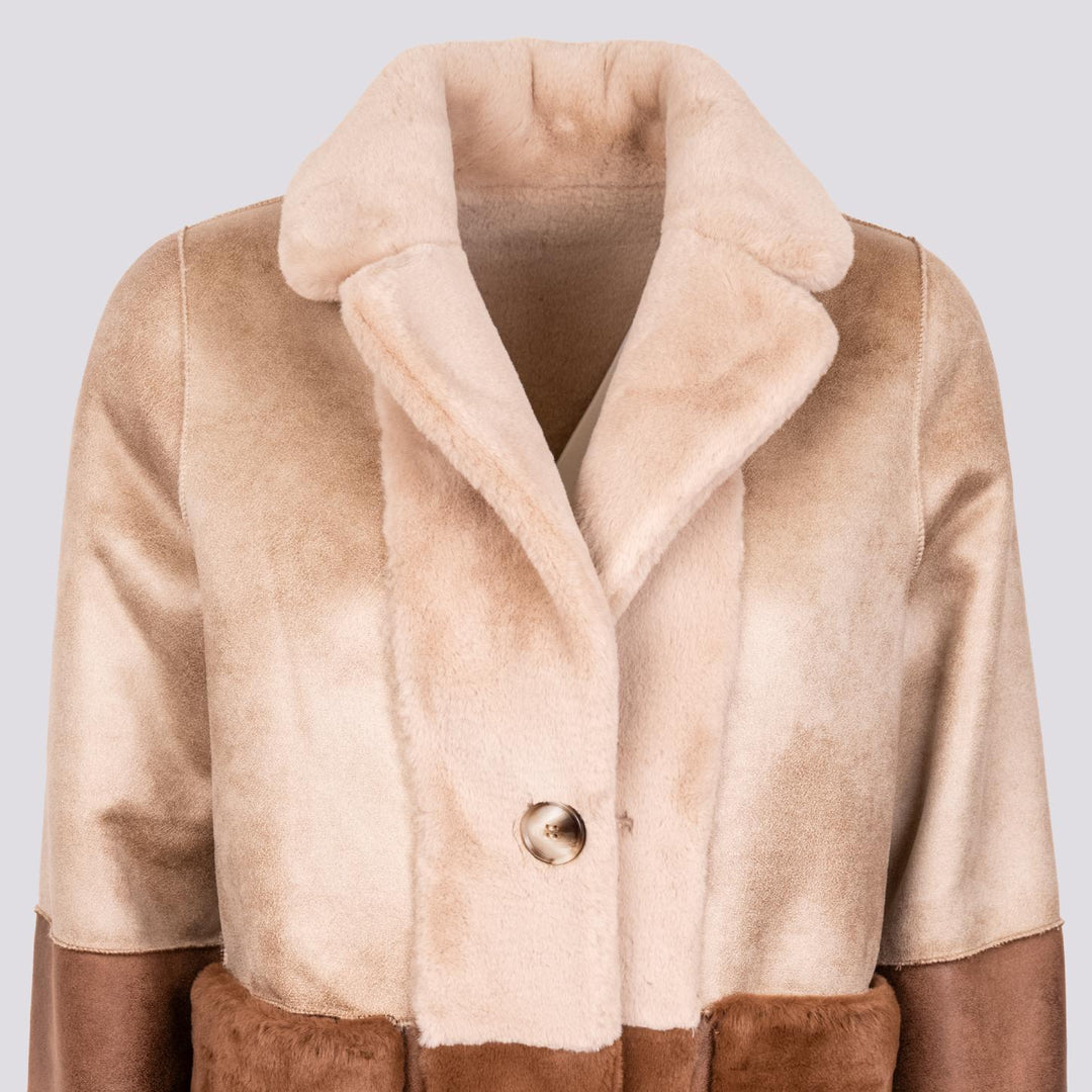 CAPPOTTO  IN ECO-MONTONE E ECO-PELLICCIA REVERSIBILE BICOLORE B500CAMO 043 ANDREA MORANDO 