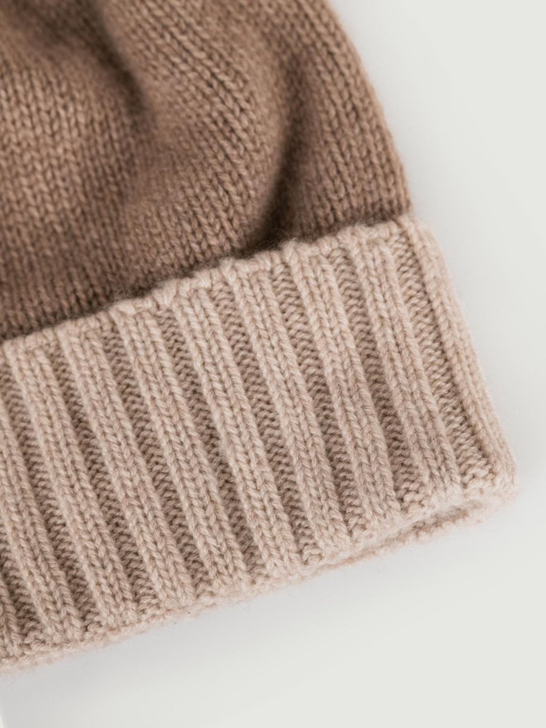 BERRETTO TAUPE E BEIGE IN CASHMERE 198B SILVER/BROWN ANDREA MORANDO 