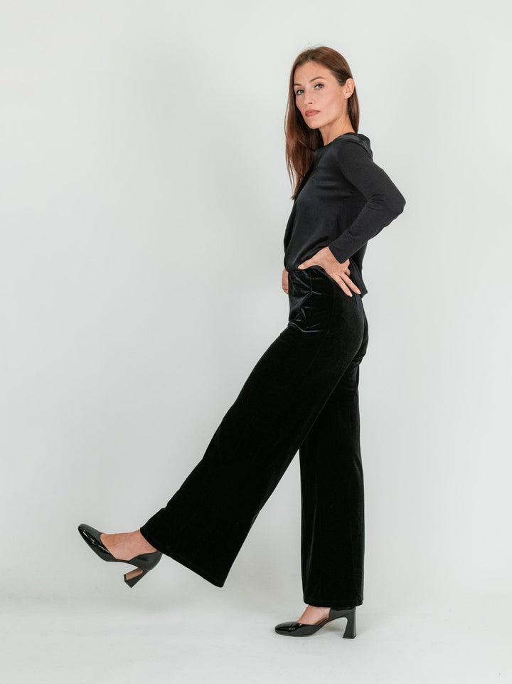 PANTALONE CON ELASTICO IN VELLUTO nero LISCIO 245C1021 029 ANDREA MORANDO 