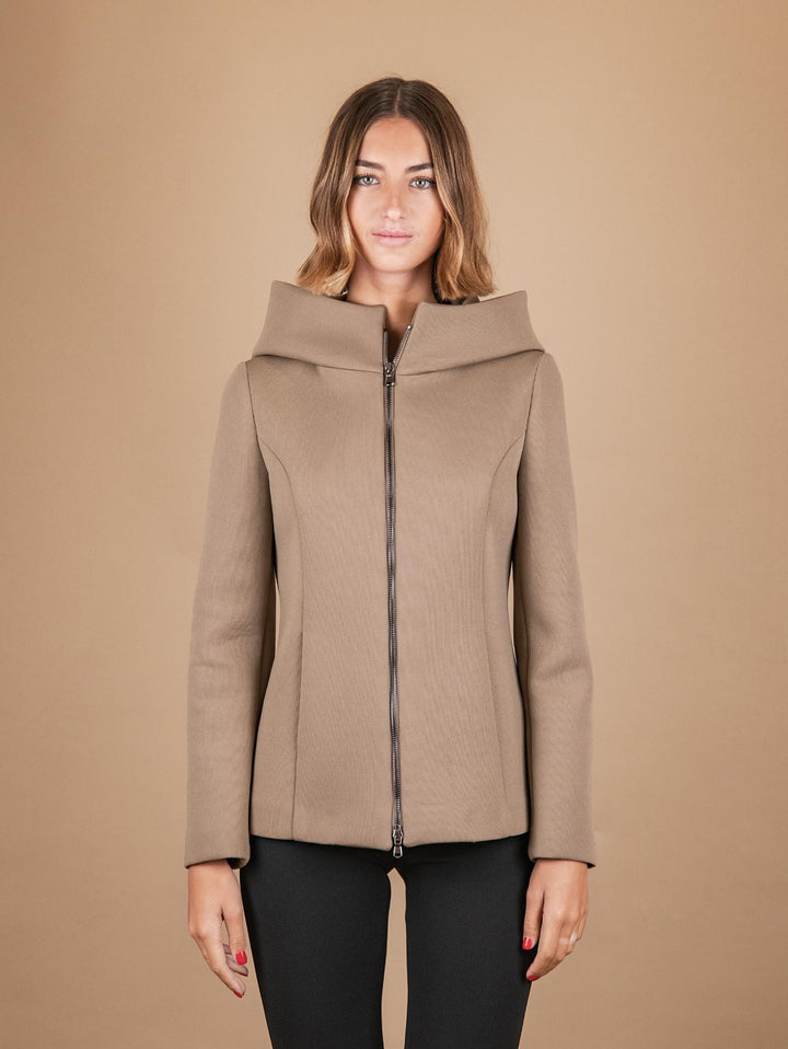 GIACCA TECNICA CON CAPPUCCIO E MAXI COLLO BEIGE 97801LO 22 ANDREA MORANDO 