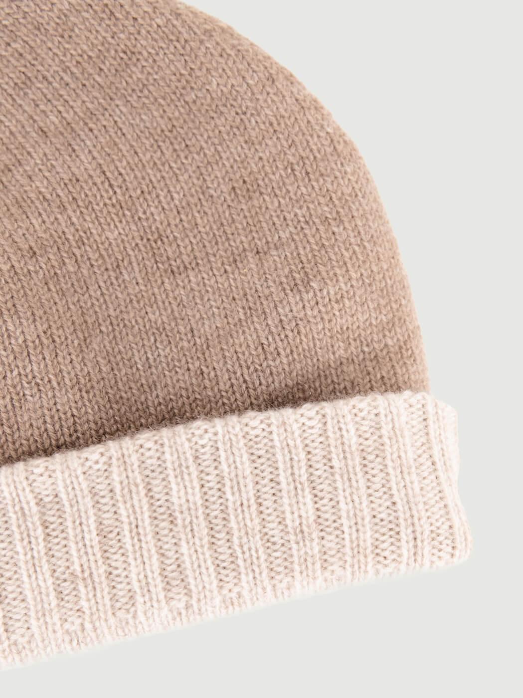 BERRETTO IN CASHMERE BEIGE E PANNA 116 SILVER ANDREA MORANDO 