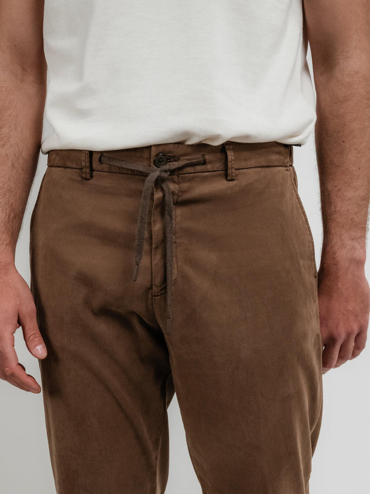 Pantalone in cotone con coulisse bruciato