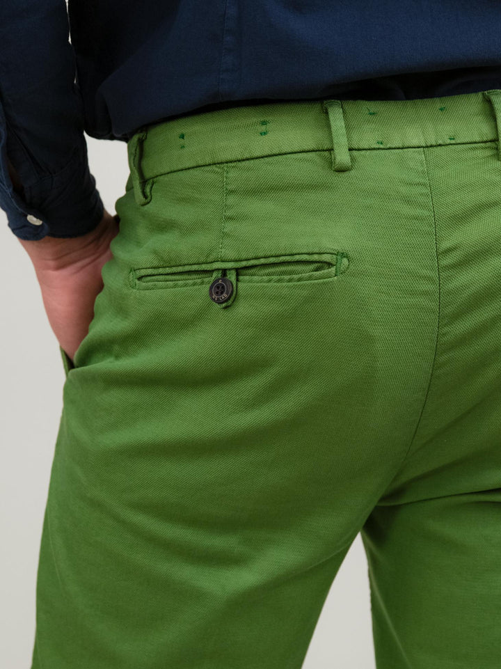 Pantalone in cotone verde con tasche a filo T568/STR 630 NOLAB 