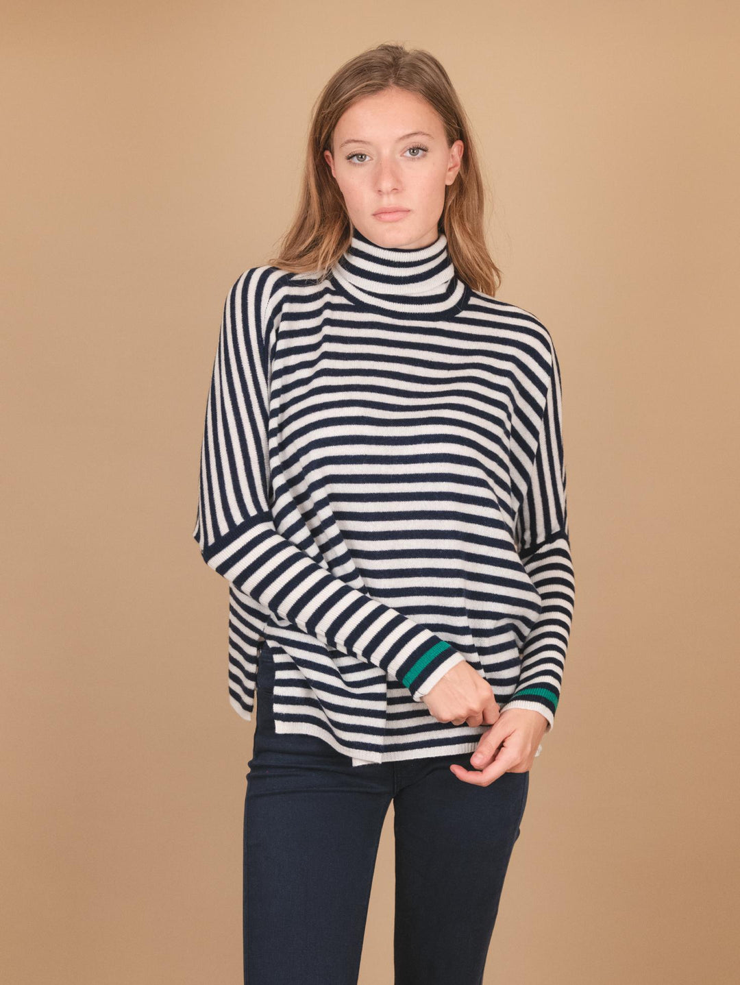 DOLCEVITA OVERSIZE IN CASHMERE  A RIGHE NERE JOANNA RIGHEBIANCHE ABSOLUT CASHMERE 