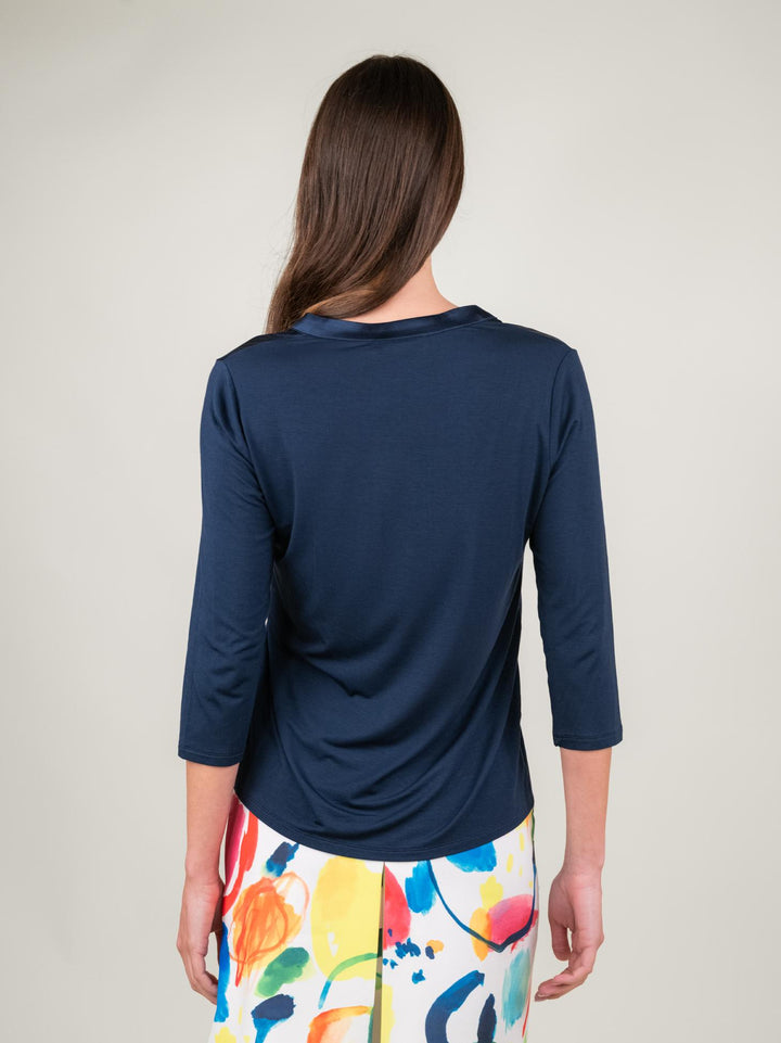 BLUSA CON SCOLLO SERAFINO BLU OLTREMARE 2431001 089 ANDREA MORANDO 